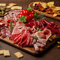 Eksklusiv Tapas Anretning ( catering til store arrangementer over 10 prs.) Eksklusiv Tapas Anretning ( catering til store arrangementer over 10 prs.)